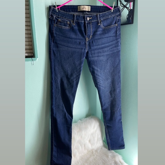 Jeans 💙 - Picture 4 of 5